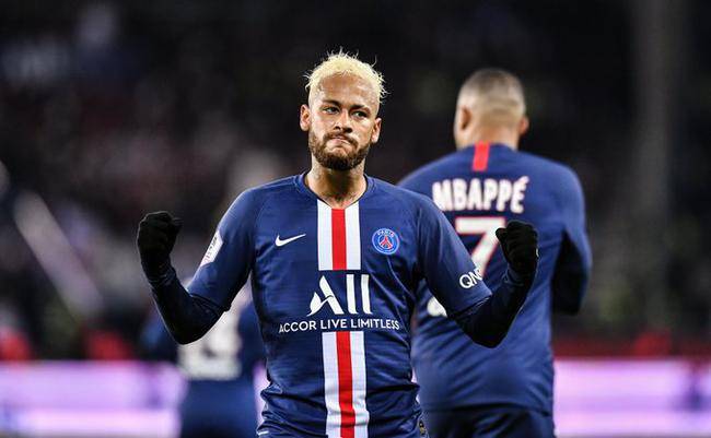 包含里尔中场因伤报销，影响球队进攻端表现的词条