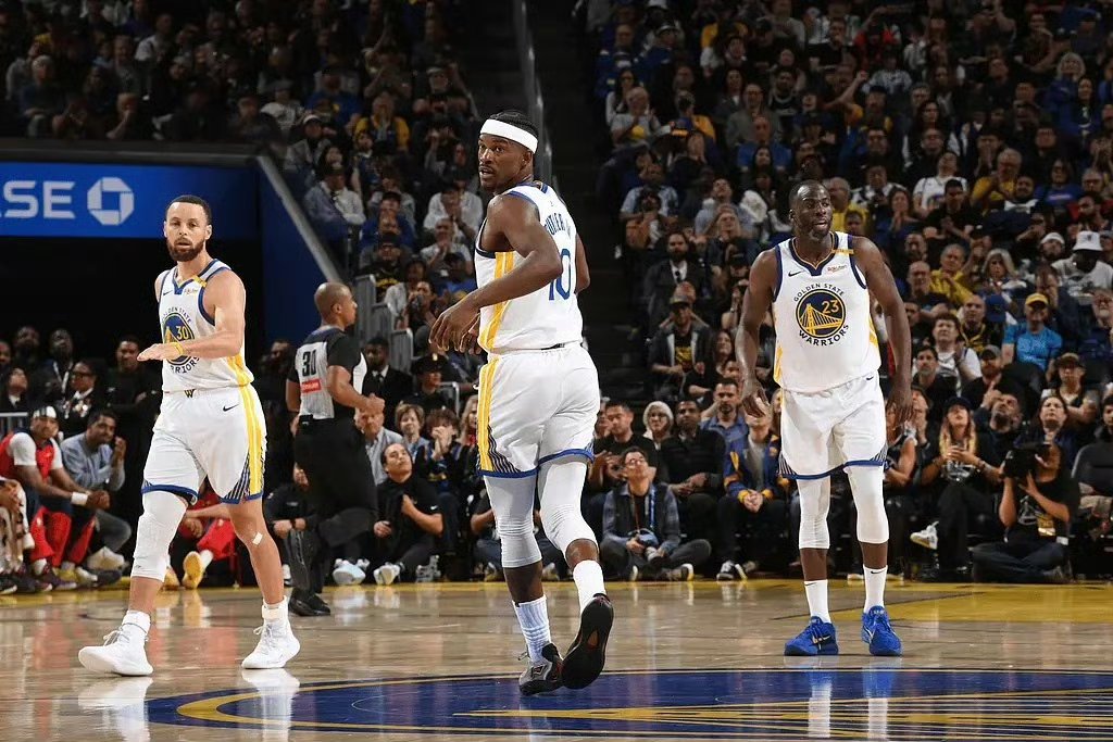 爱游戏登录入口-包含勇士力克快船，终结三连败的词条