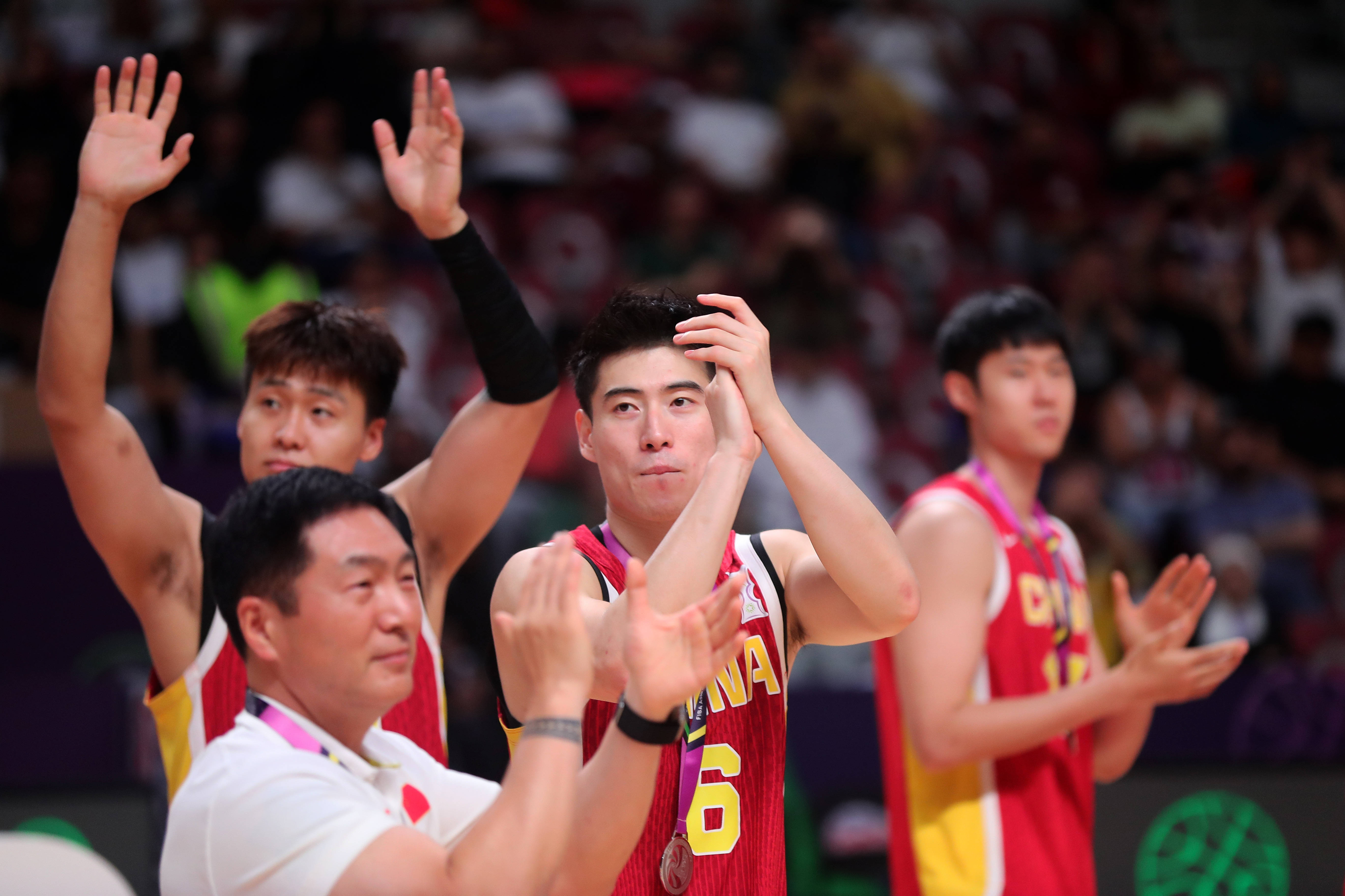 爱游戏vip注册-中国男子篮球队夺得胜利晋级半决赛