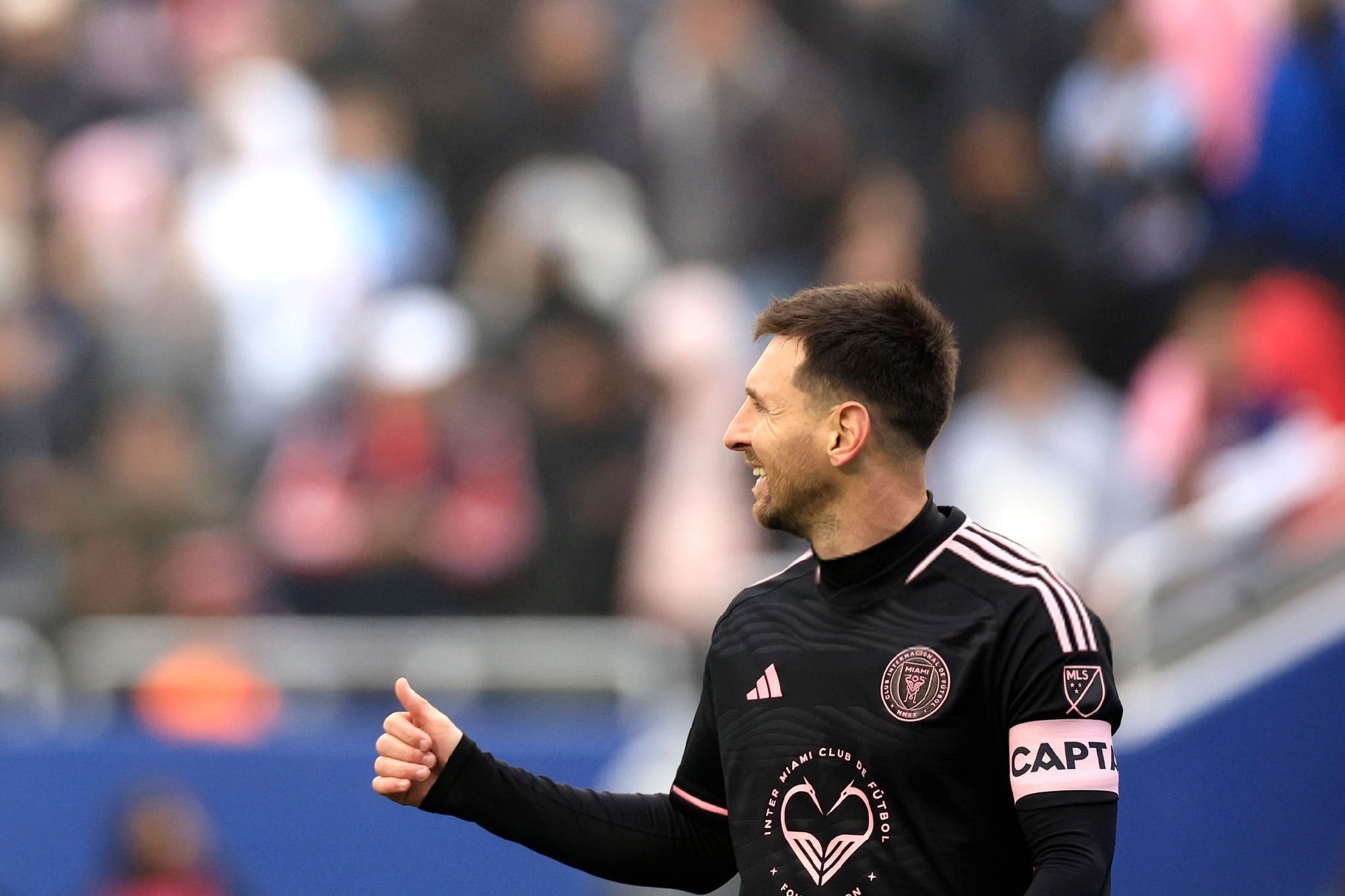 爱游戏电竞-热衷欧国家队锦标赛的国际球迷,聚焦这场大战的简单介绍