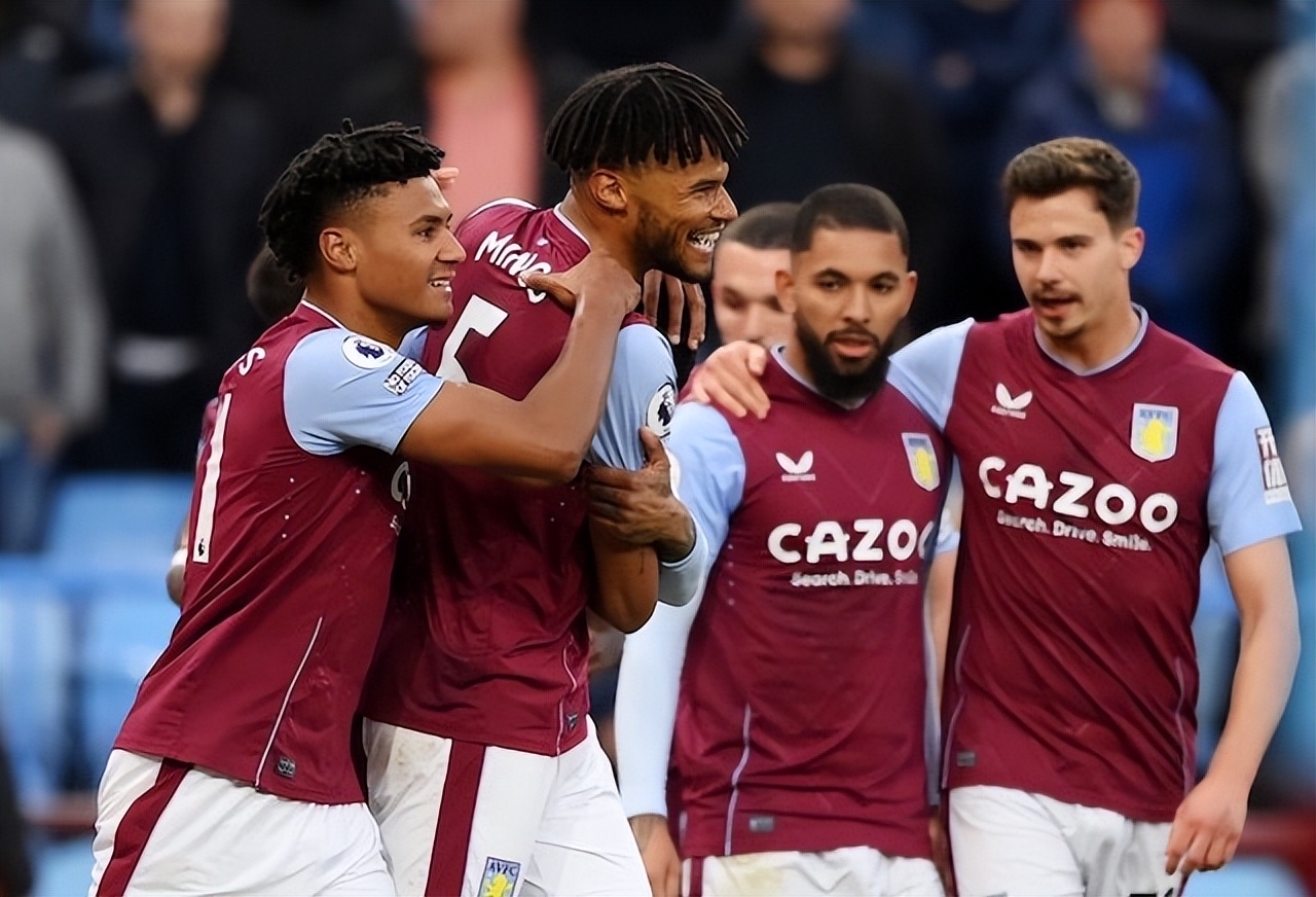 爱游戏教练-南安普顿客场失利,防线表现不佳