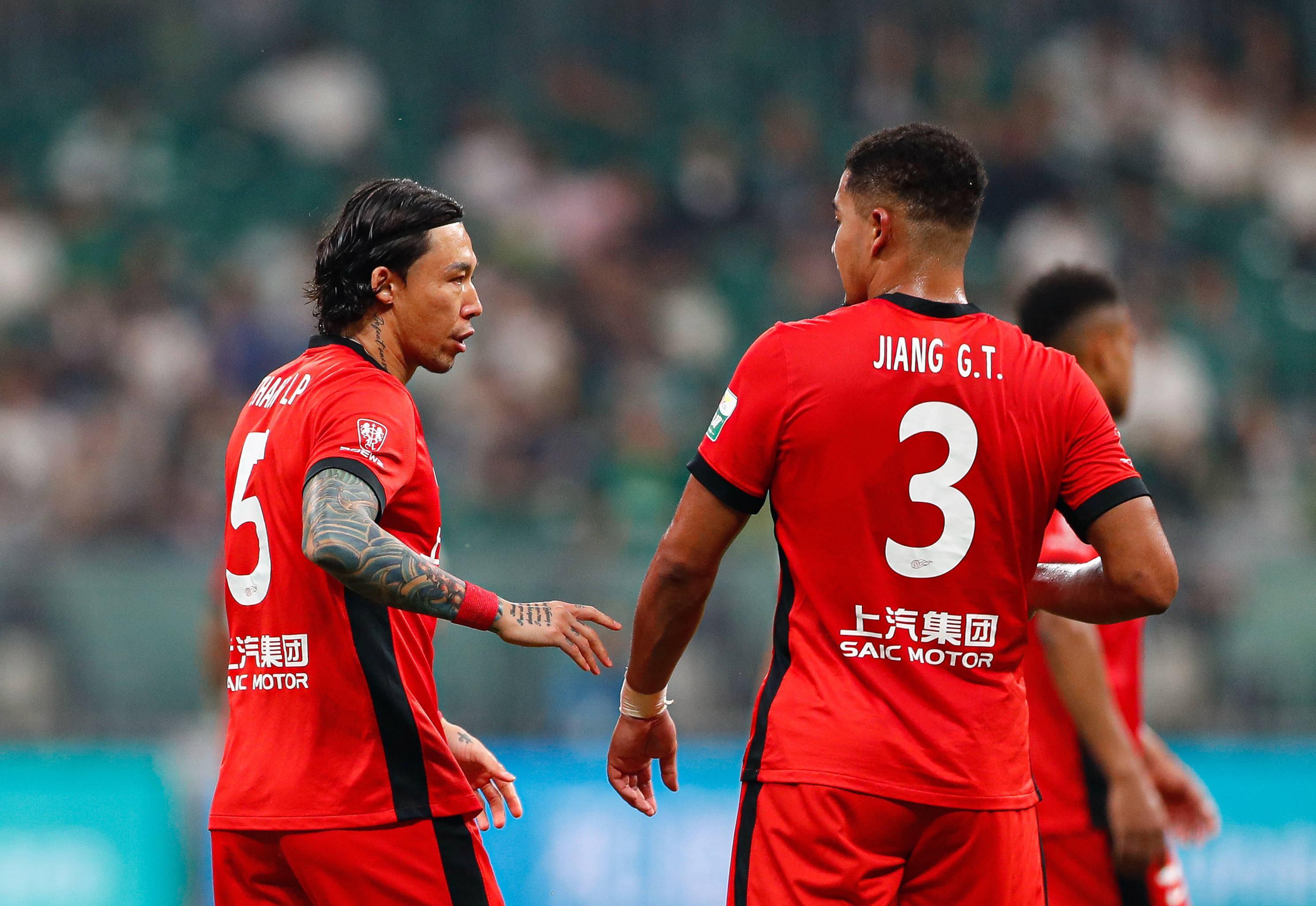 爱游戏直播-精英赛事即将展开,球队备战朝气蓬勃的简单介绍